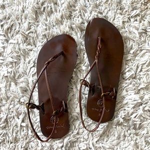 Brown strappy summer sandal size 8